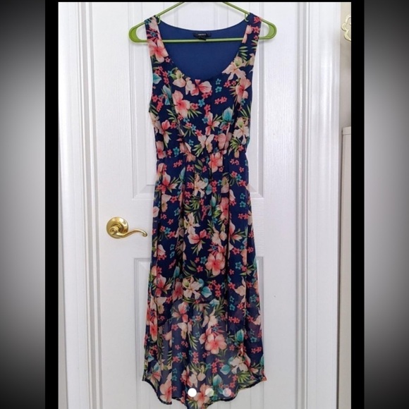 Forever 21 Multi color Floral Sundress  Size M - Picture 11 of 11